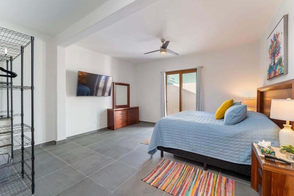 King size bed / TV / AC / Celling Fan / Full bathroom