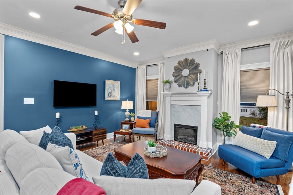 Open concept living room with Smart Tv 