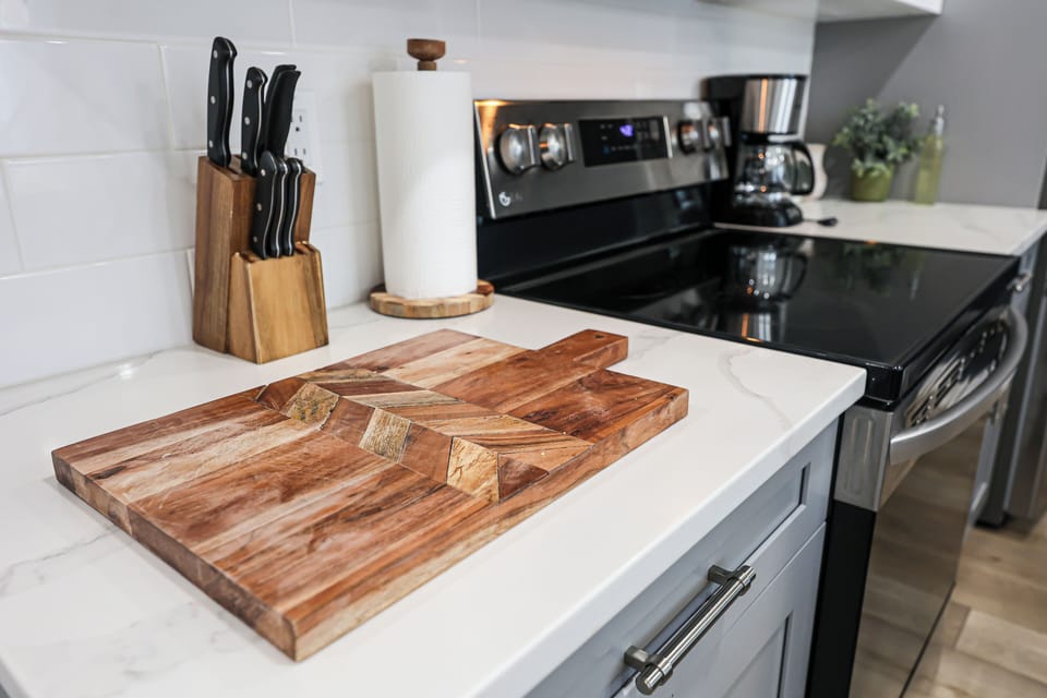 Everything you need for cooking and serving, right at your fingertips. #CookingMadeSimple #HomeCooking