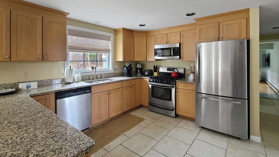 Fully equipped kitchen