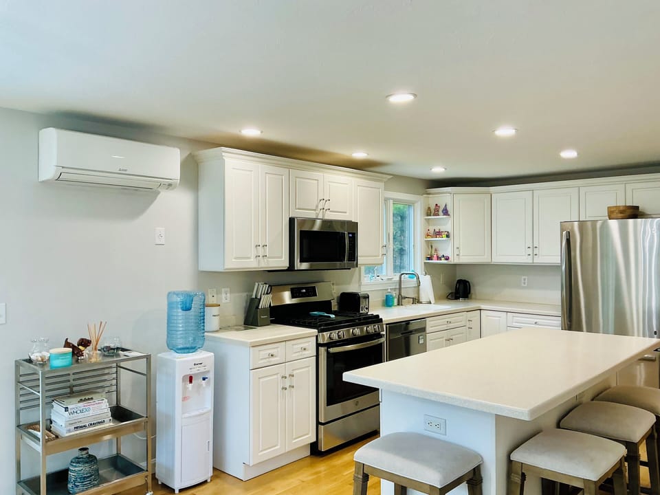 Fully equipped kitchen