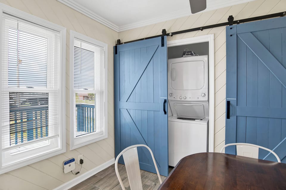 Stackable washer and dryer, along with a 2nd refrigerator