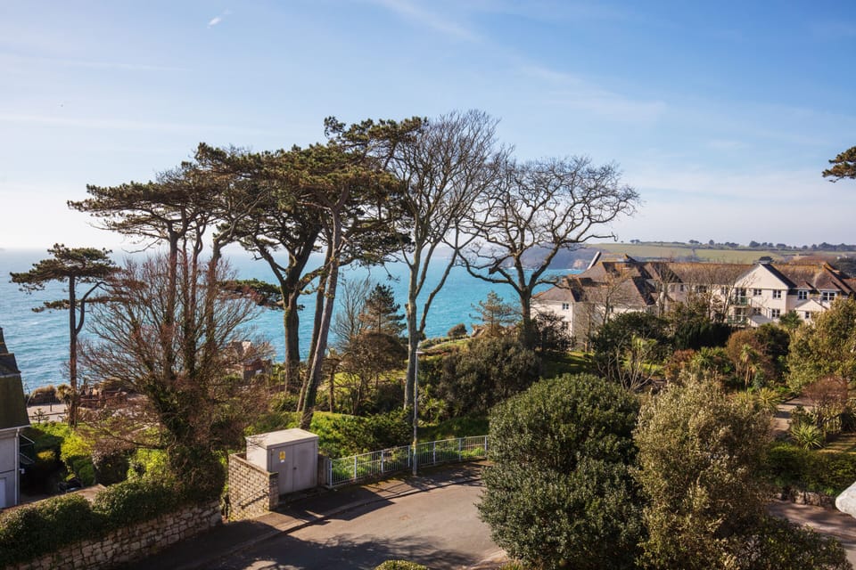 View from Upper Floors - Chelsea House Apartments