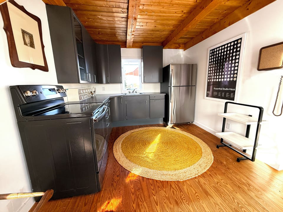 Fully stocked kitchen.