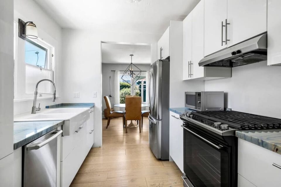 Fully Equipped Kitchen Featuring Sleek Cabinets and Plenty of Storage