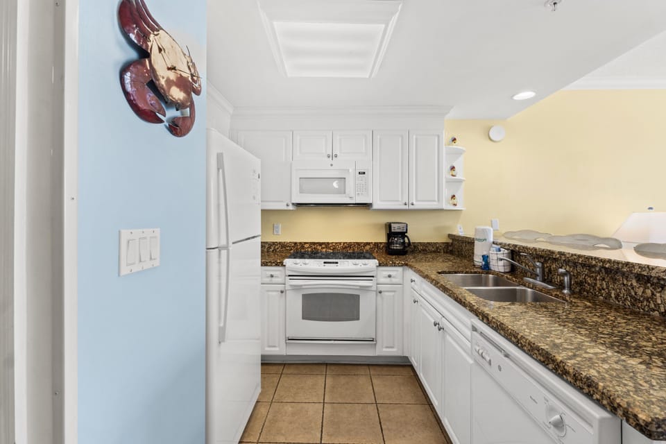 Fully Stocked Kitchen