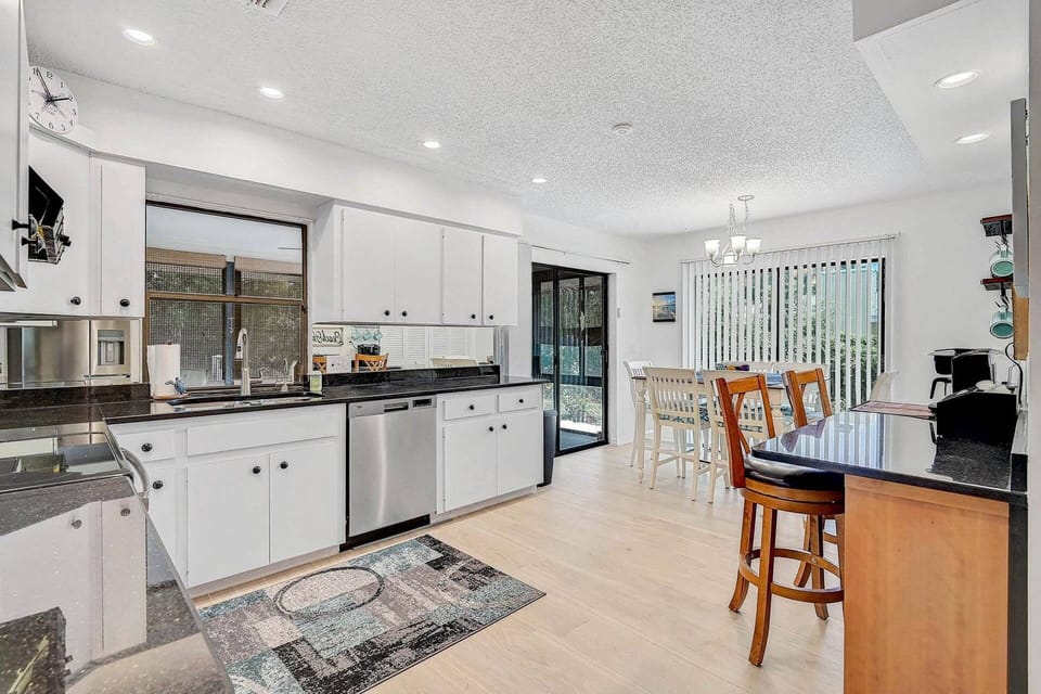Enjoy preparing meals at home or to take to the beach