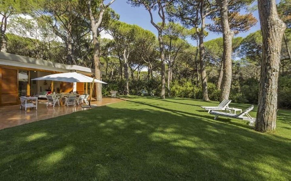 Activities, Amenities, Building Exterior, Facilities, Garden, Spring, Summer, Wellness