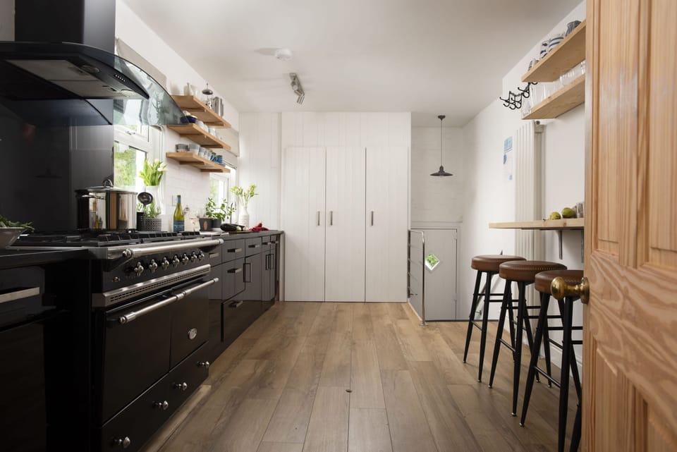 Zareba, St Ives: Fully-equipped for preparing meals with family or friends