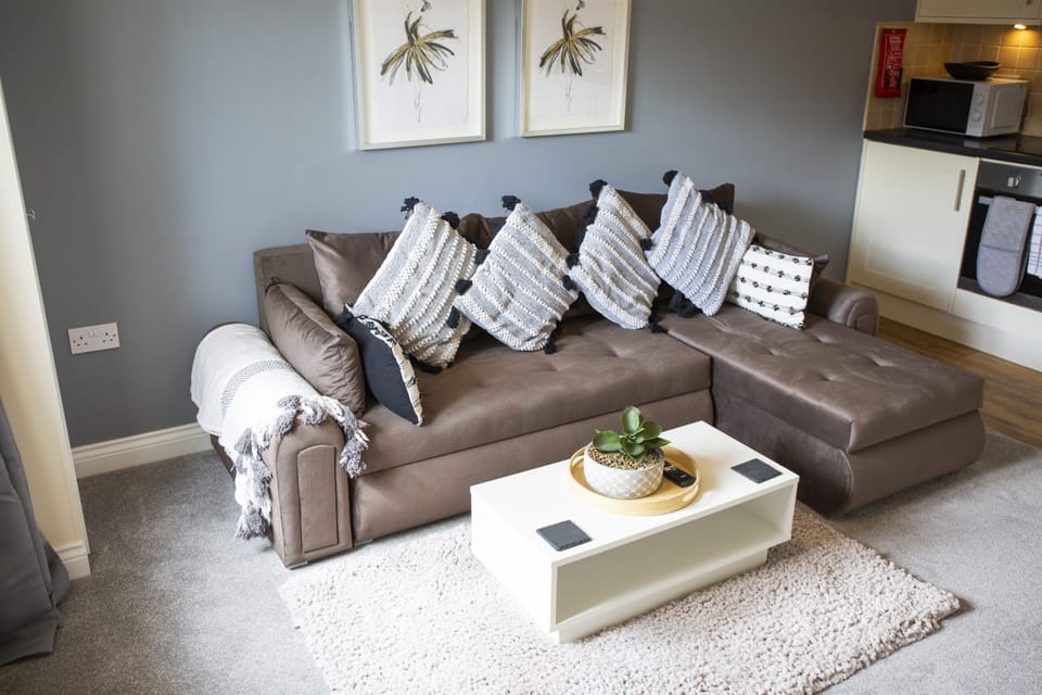 Living Room / Lounge