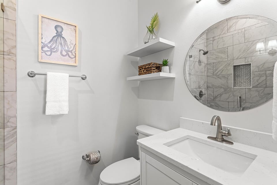 Sandy Dunes Master Bathroom