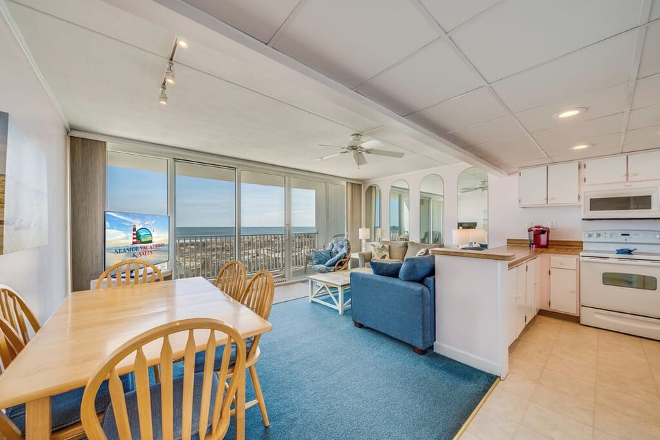 This Warm, Open Floor Plan is sure to feel like Home.