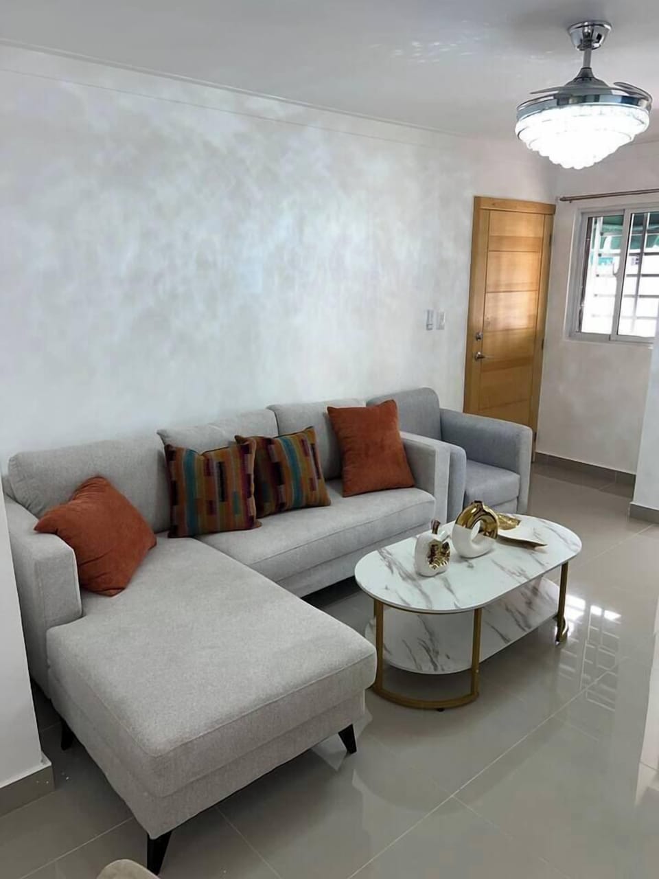Living room (2)