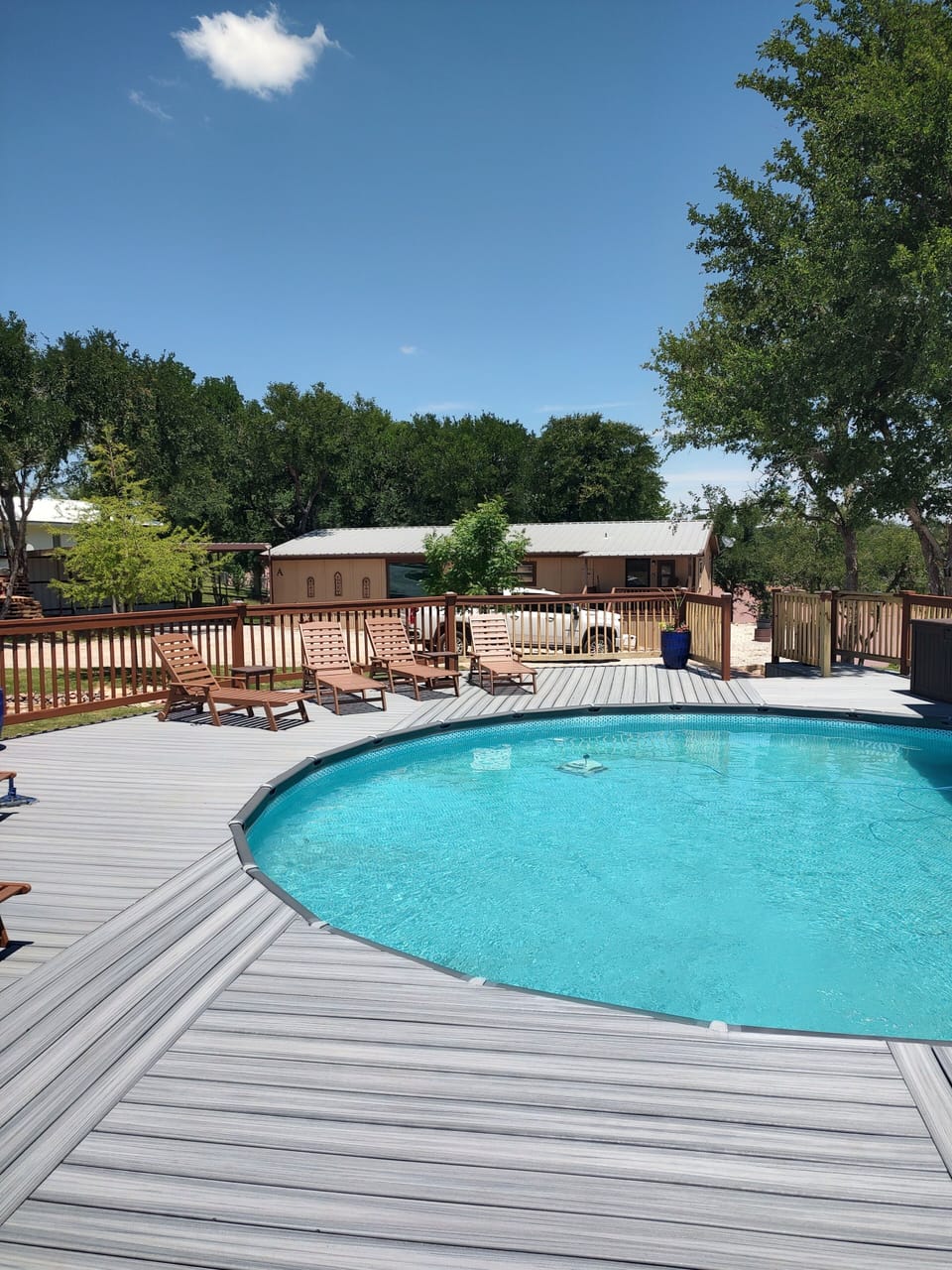 private pool, Hot tub fully equipped outdoor kitchen pavilion swim dock lake acc