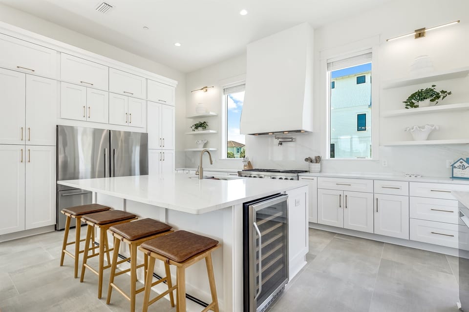 Bar seating in kitchen for 4.