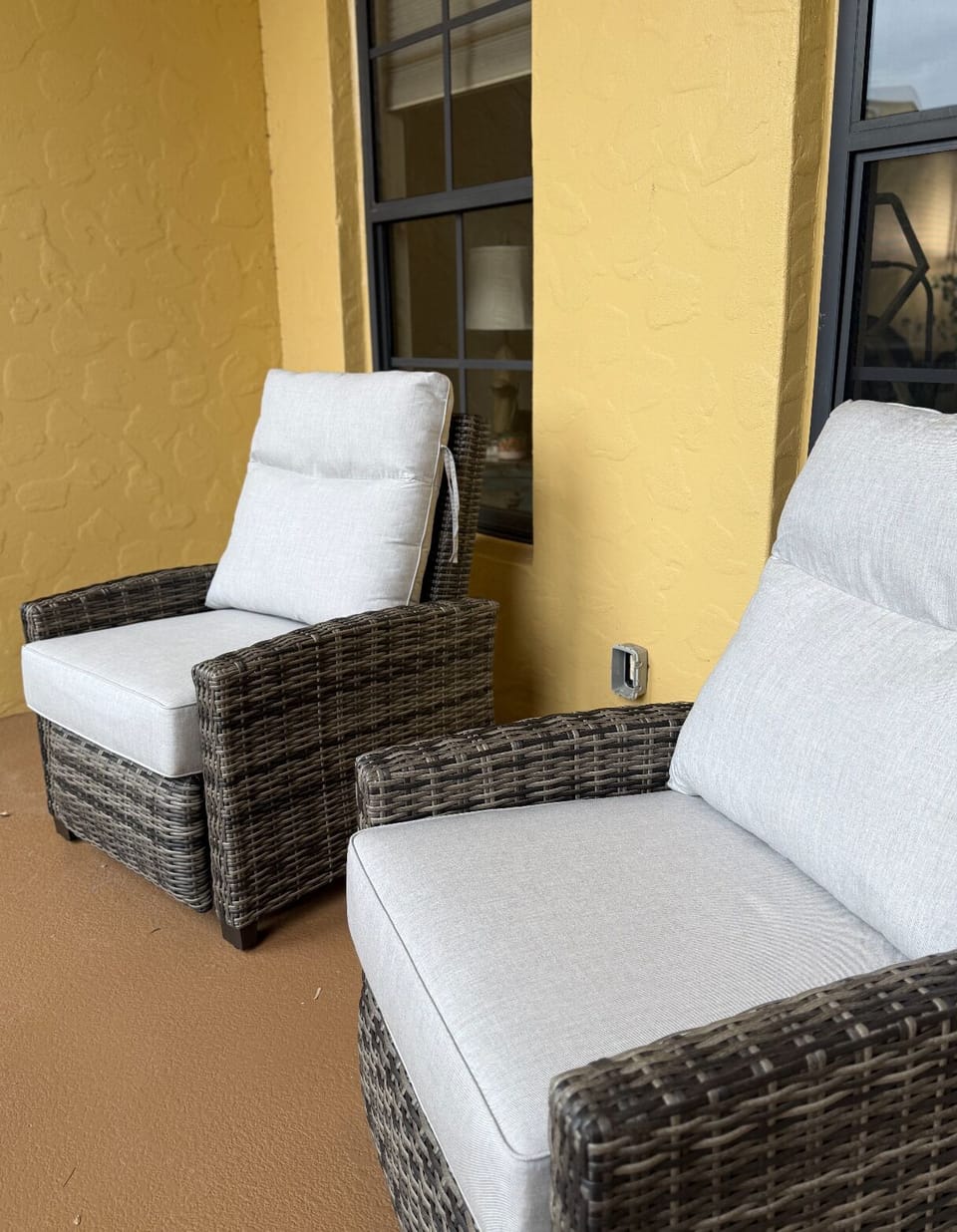Front Lanai LazyBoy recliners