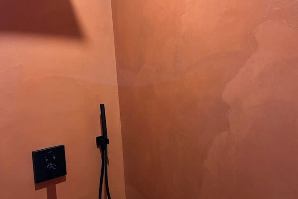 Hand-held showerhead