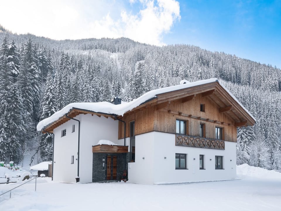 Holiday Home Exterior [winter]