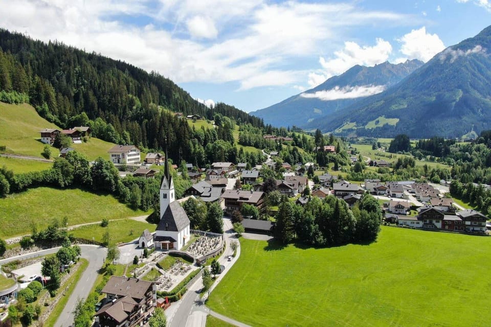 Surroundings [summer] (1-5 km)