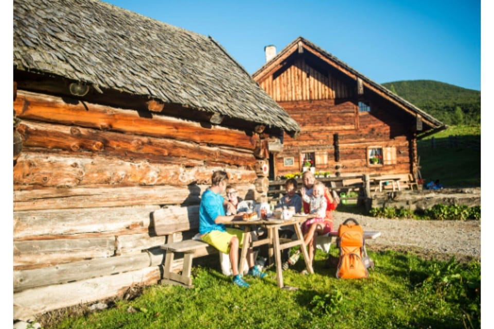 Surroundings [summer] (1-5 km)