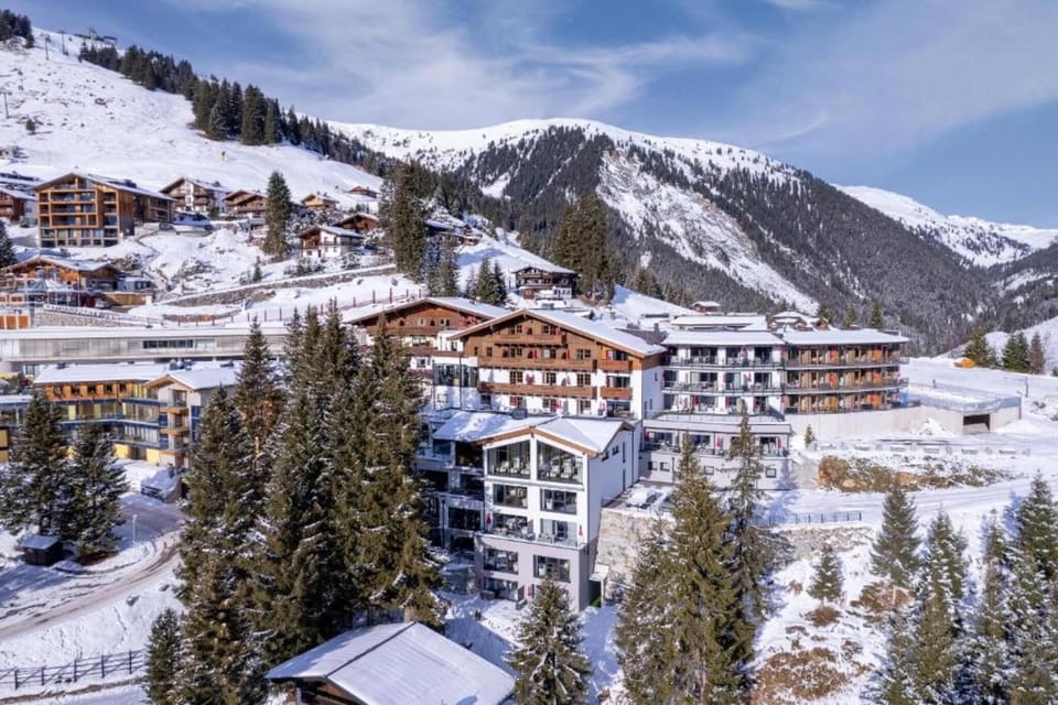 Surroundings [winter] (1-5 km)