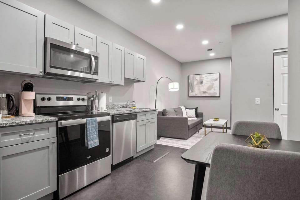 Fully equipped kitchen