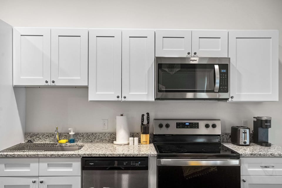 Fully equipped kitchen