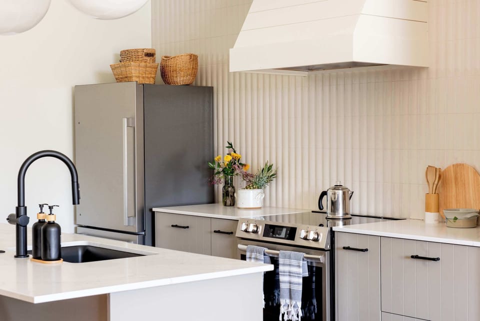 14 Kitchen
