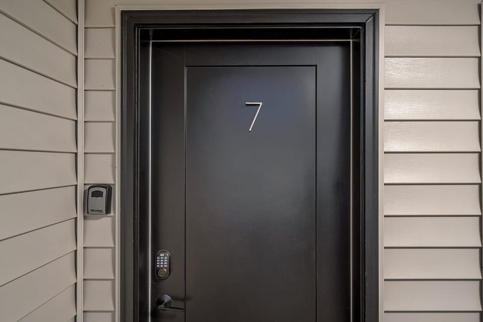 First floor unit. No Stairs