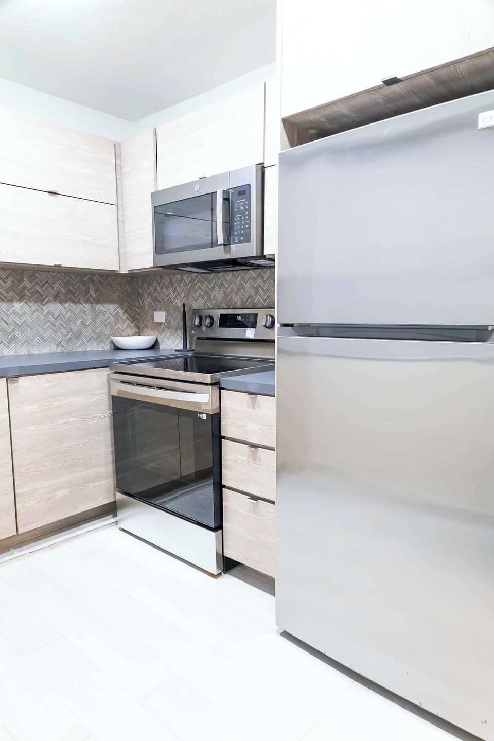 Kitchen with Oven