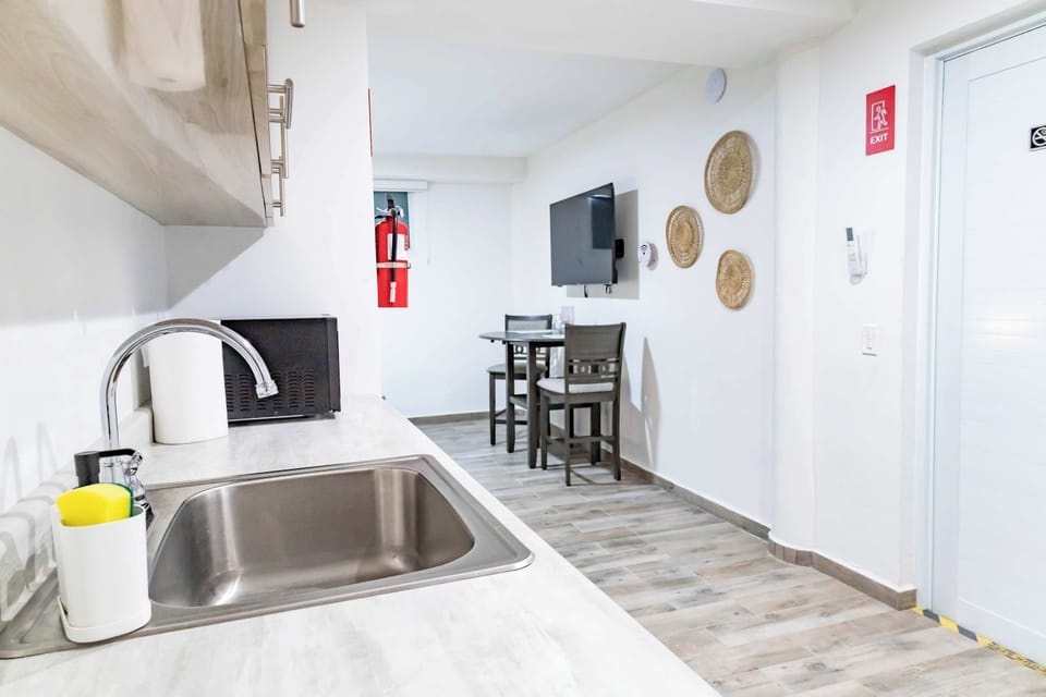 Studio 2 - Kitchenette & Dining / Work Area