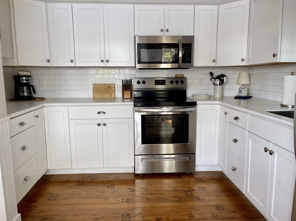 Well-equipped kitchen