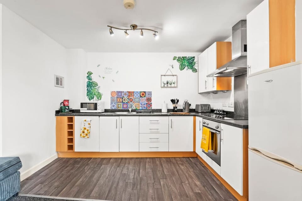 A fully equipped kitchen with every you need to prepare a home cooked meal