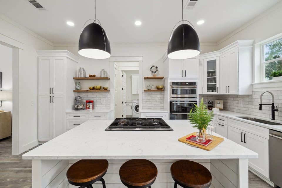1st Floor Expansive Kitchen