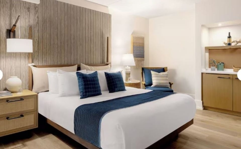 Unit with 1 King size bed