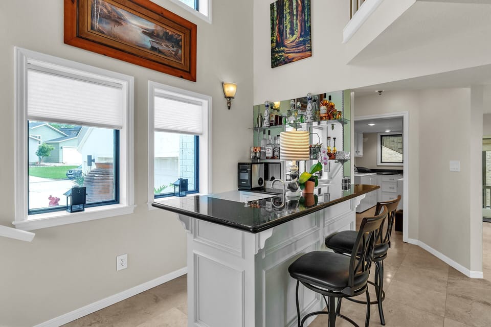 Indoors, Kitchen, Dining Table, Furniture, Table