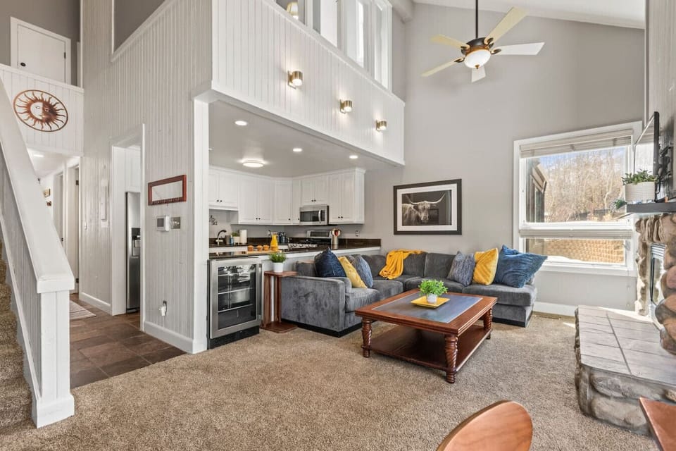 Welcome to our cozy ski condo -steps from skiing.  Great Room