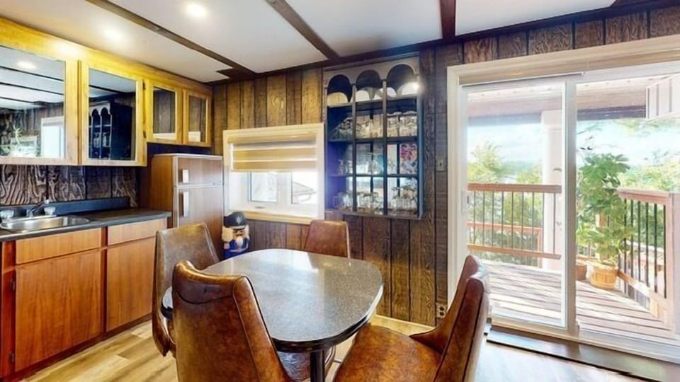 Kitchenette of 2nd bedroom