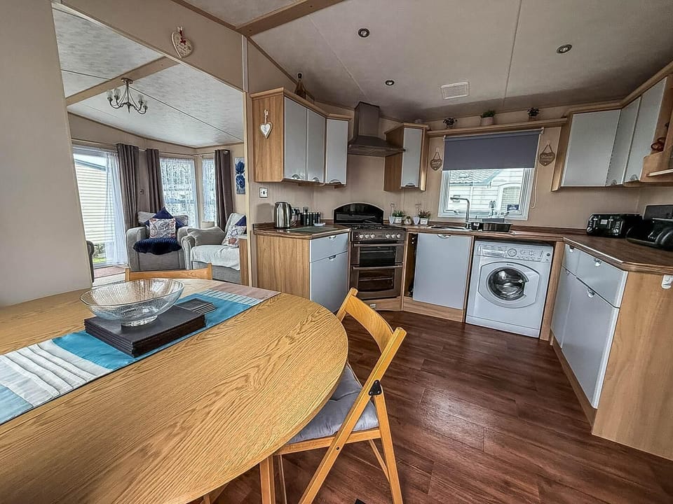 Sandy Mablethorpe beach is just a short drive away