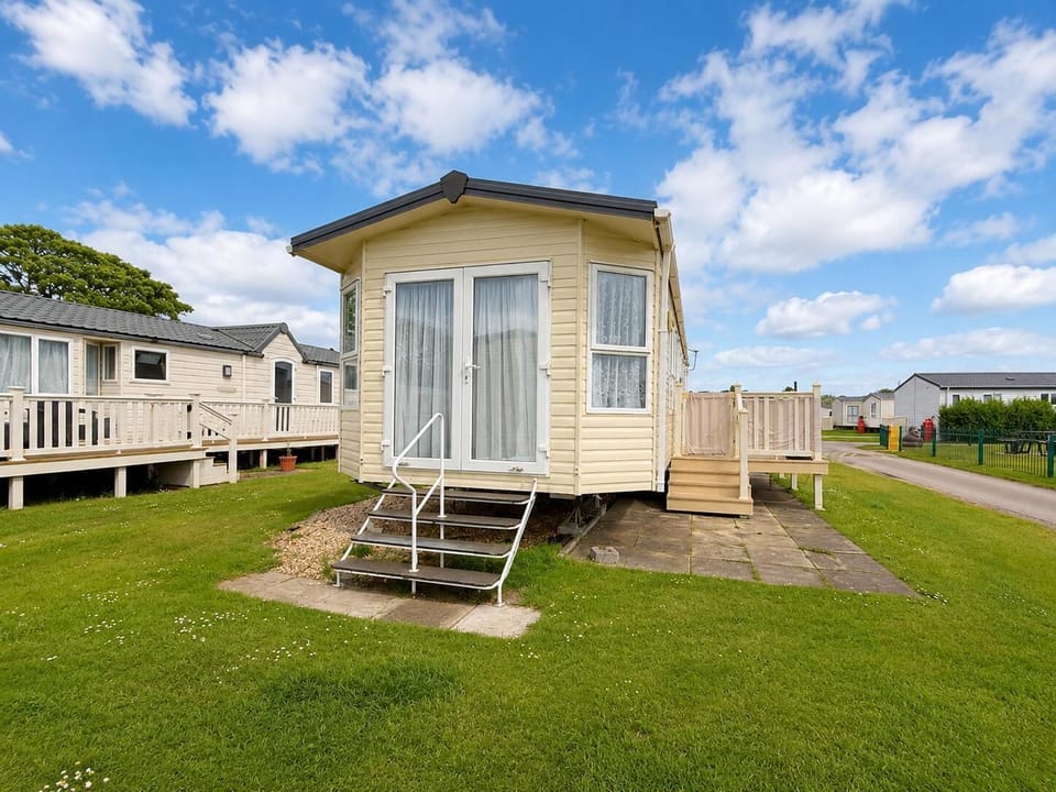 Our relaxing 8 berth caravan holiday on the Lincolnshire Coast give families space to unwind at their own pace. Wifi is Provided free of charge, subject to availability.