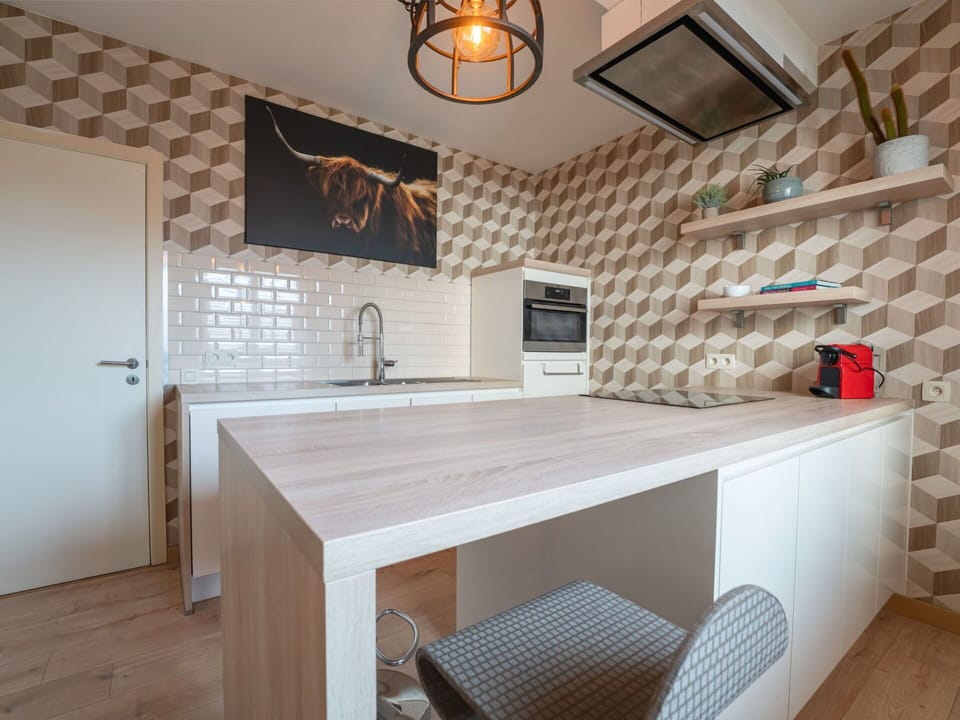 Interior Design, Kitchen, Wall, Flooring, Countertop, Wood, Furniture, Floor, Ceiling, Room