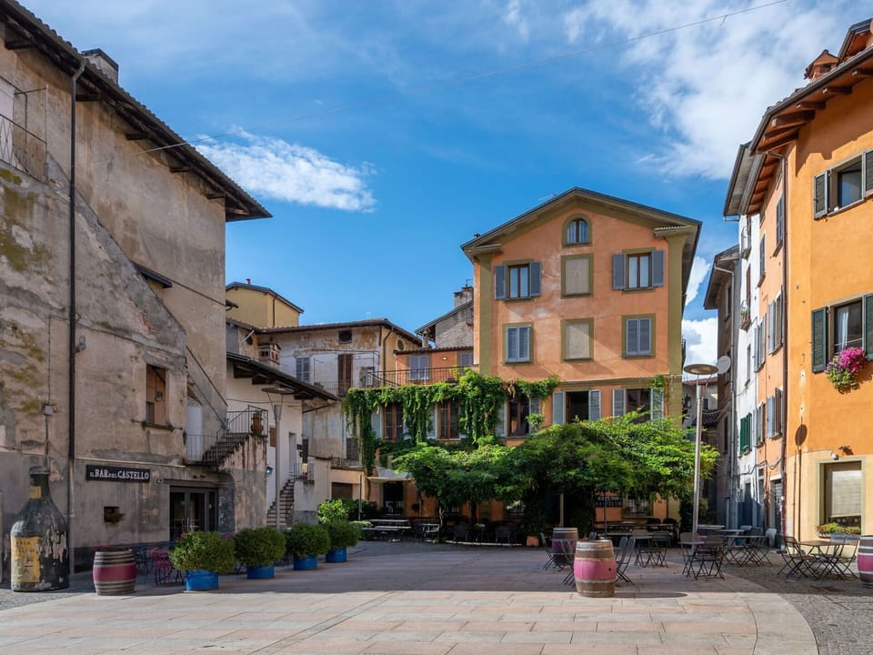 Town, Neighbourhood, Urban Design, Mixed-Use, Flowerpot, Balcony, Apartment, Umbrella, Shade, Houseplant