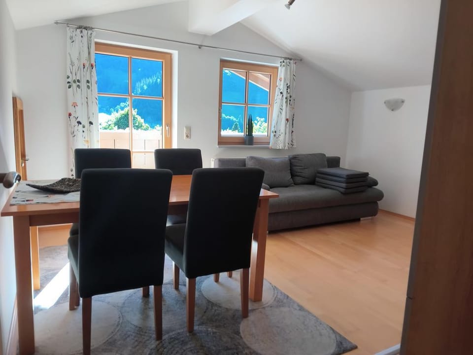 Apartment top floor 1-2 bedrooms - Haus Langreiter Apartment in Salzburgerland