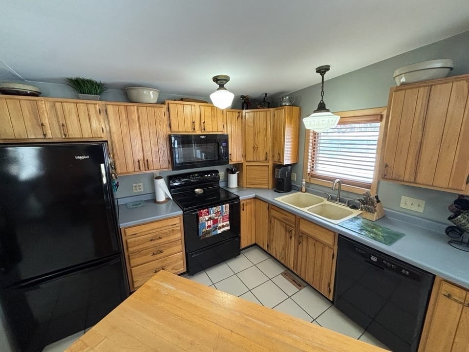 Full kitchen for all amenities.