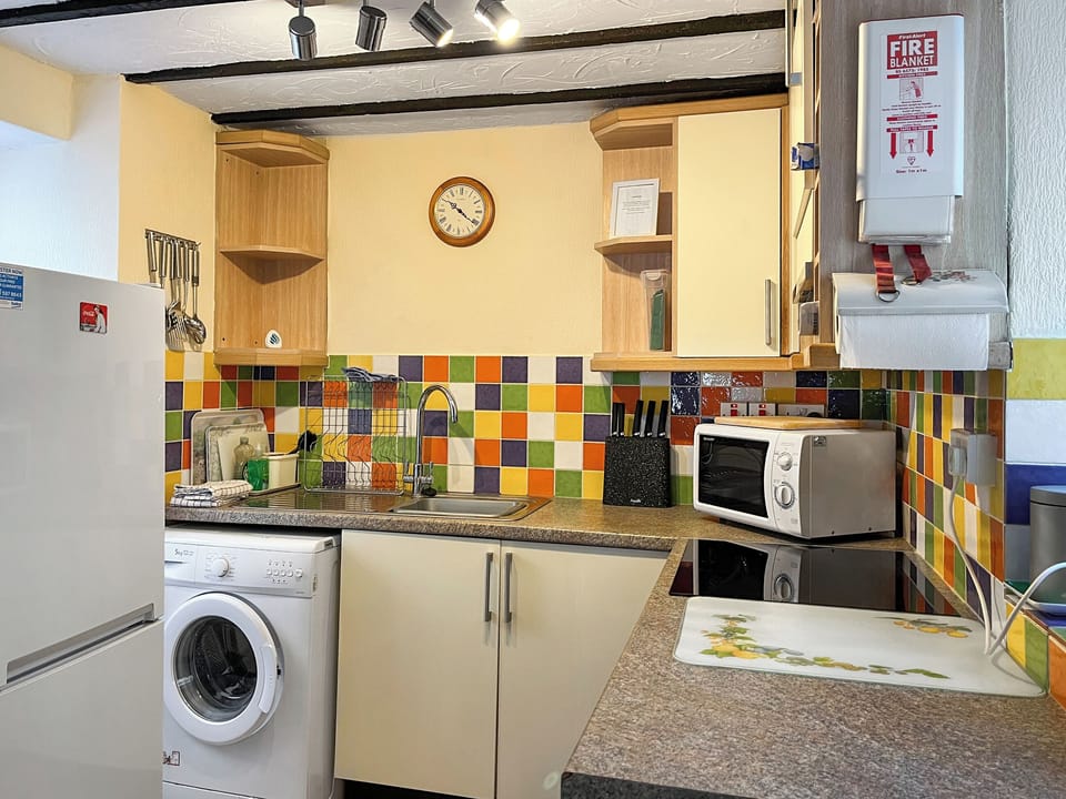 Kitchen | Eastry Cottage, Castleton
