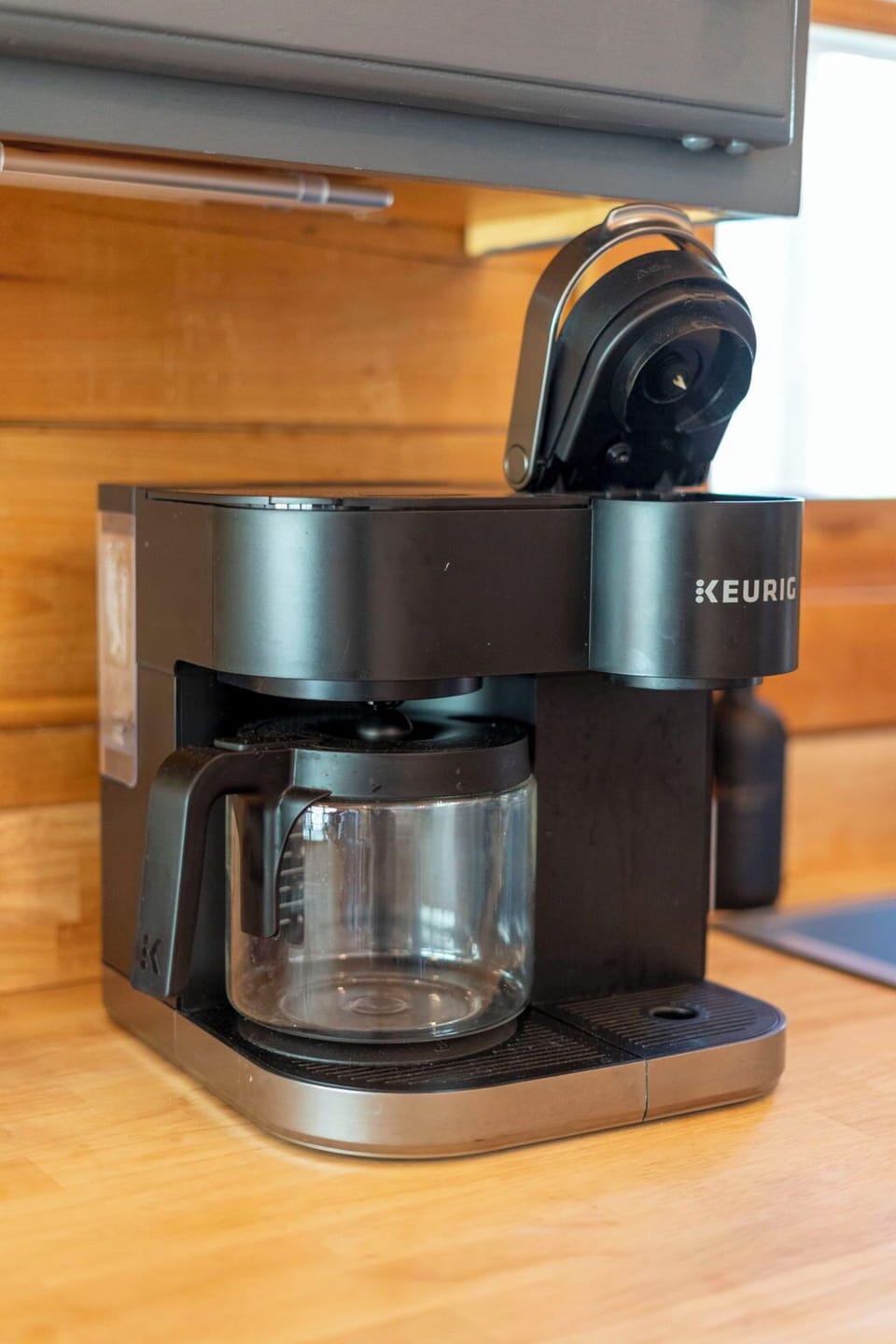 Enjoy a fresh cup while the mist rolls through the trees – it’s a vibe