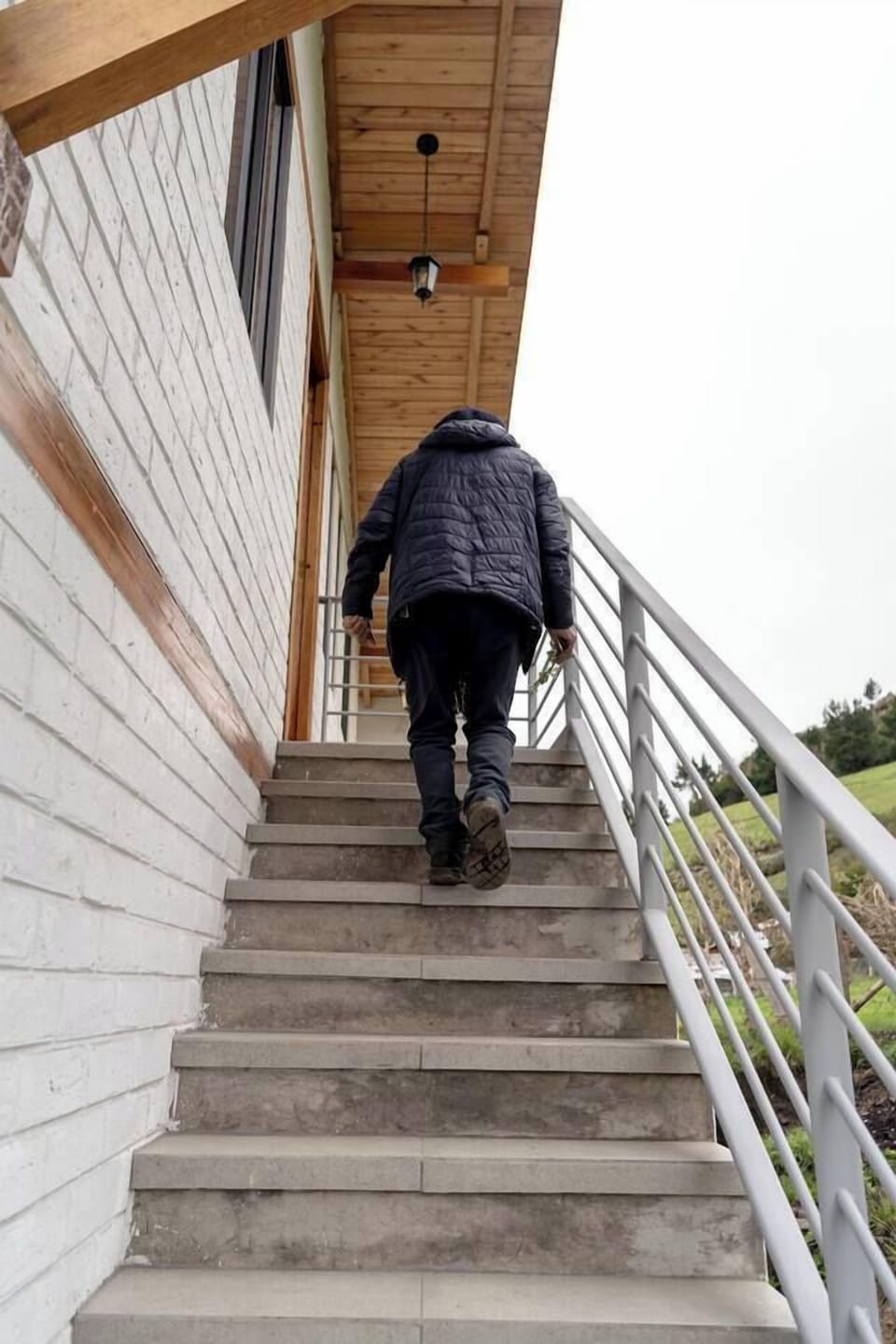 Access stairs 