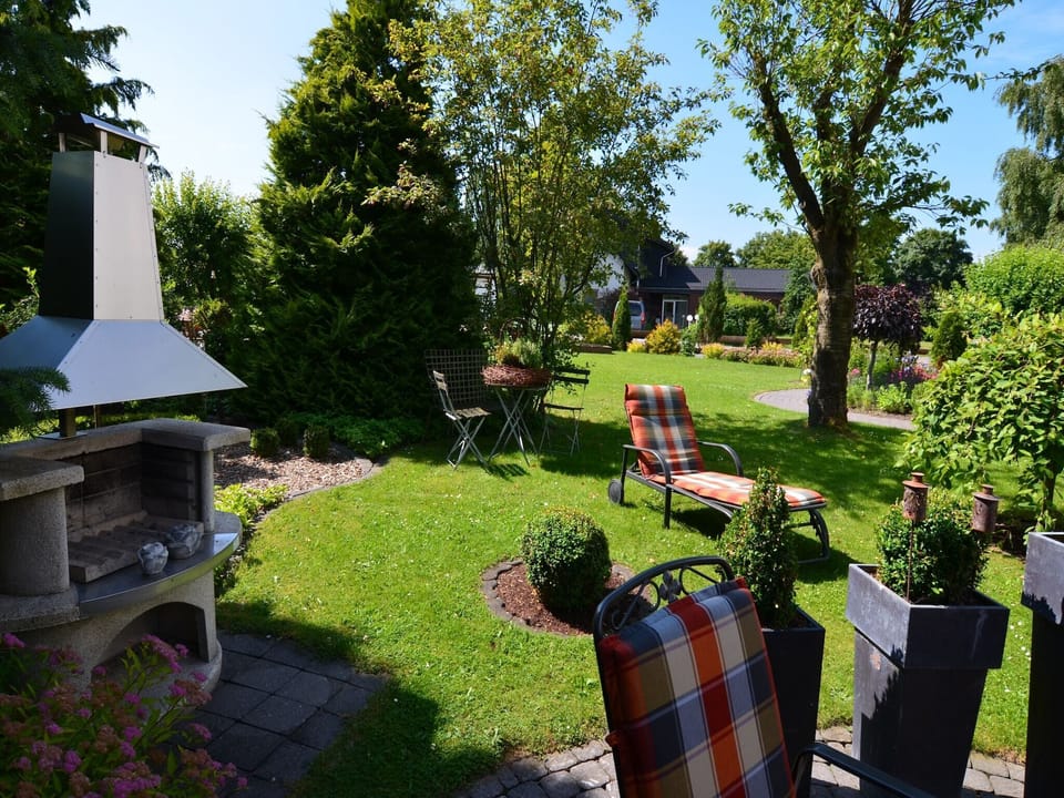 Garden [summer]