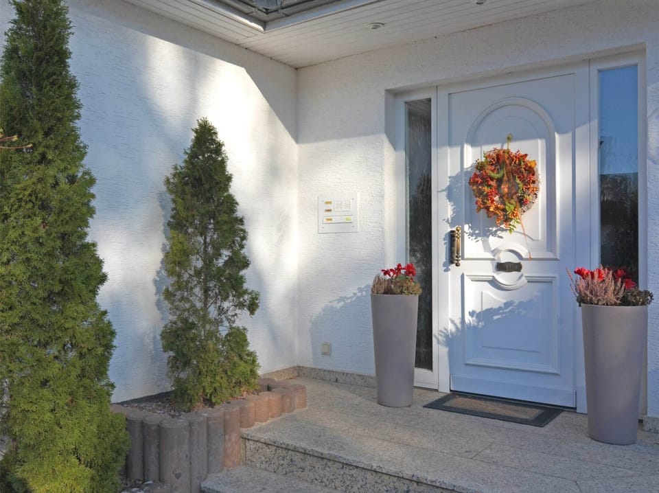 Entrance / Reception