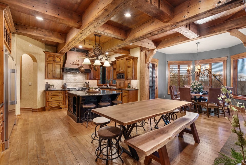 Lots of seating around the kitchen for the whole family